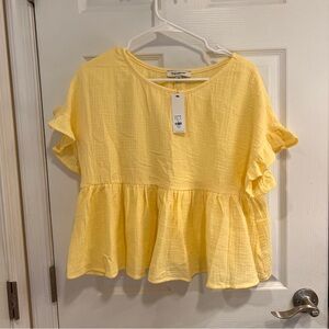 Francesca's Collections Pale‎ Yellow Ruffle Blouse